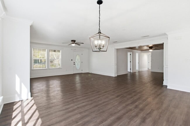 Building Photo - 17 Timberwood Ct