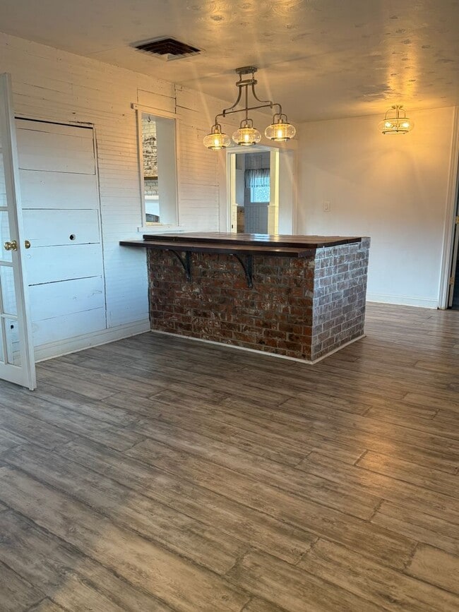 Building Photo - 28236 Co Rd H