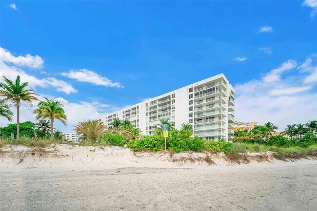 Building Photo - 611 Ocean Dr