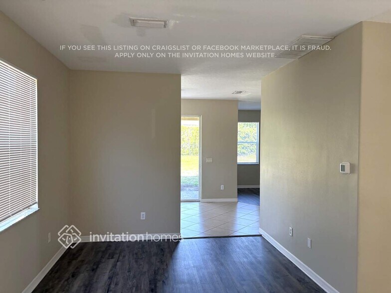 Building Photo - 16138 Bridgepark Dr