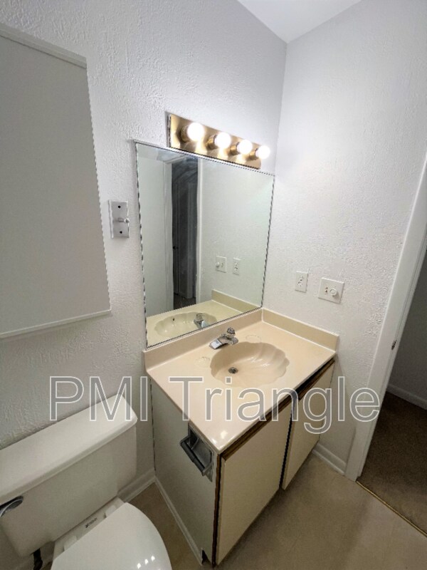 Building Photo - 101 Finley Forest Dr