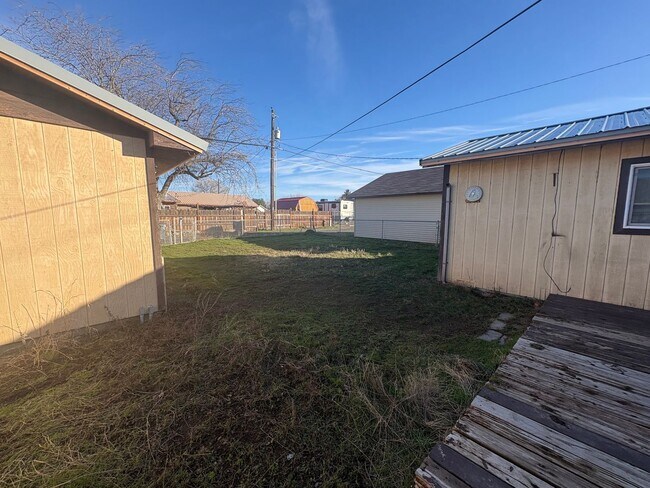 Building Photo - Home for Rent in Ephrata