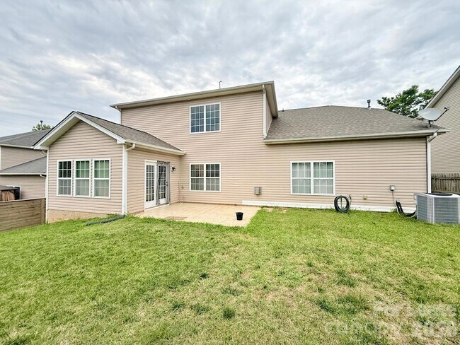 Building Photo - 13141 Wilburn Park Ln