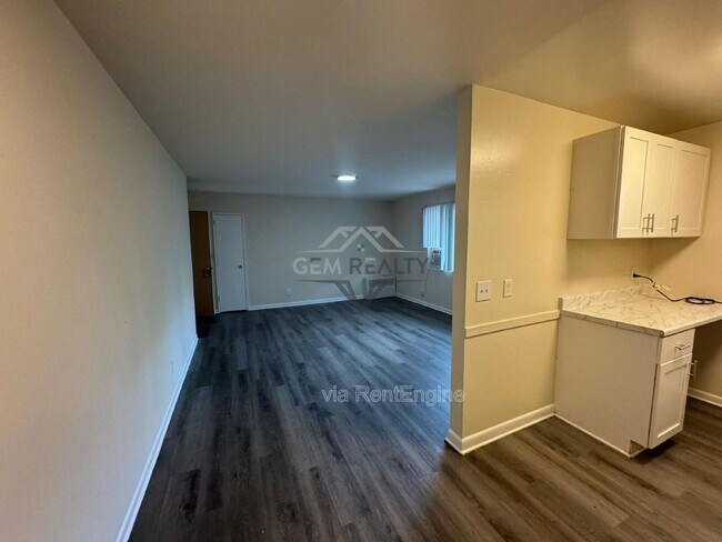 Building Photo - 14404 Gemstone Dr