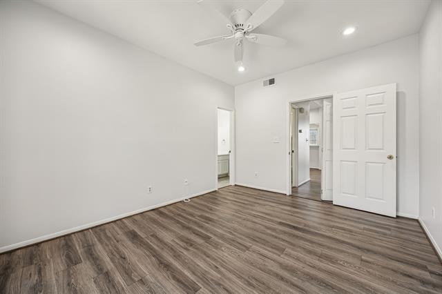 Building Photo - 8600 Coppertowne Ln