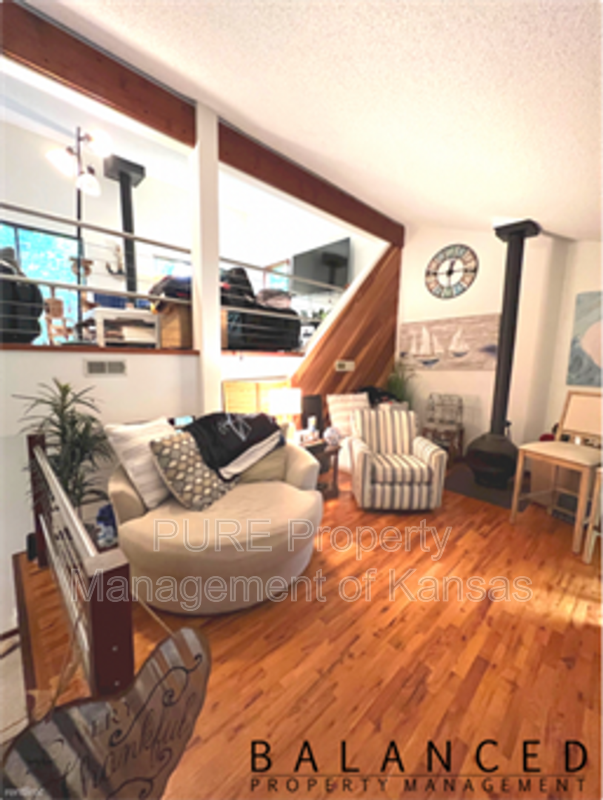 Building Photo - 4870 SW Skyline Pkwy