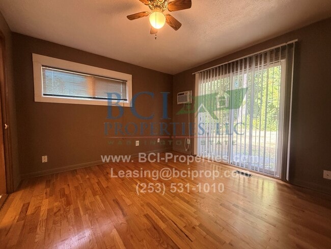 Building Photo - Beautiful Charming 2 bedroom house in North End Tacoma