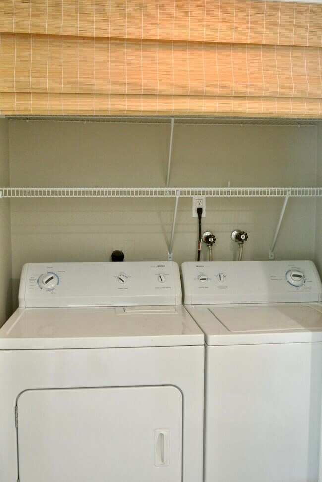 Building Photo - 121 Ocean Cove Dr