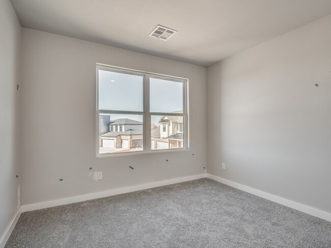 Building Photo - 500 NW 176th Terrace