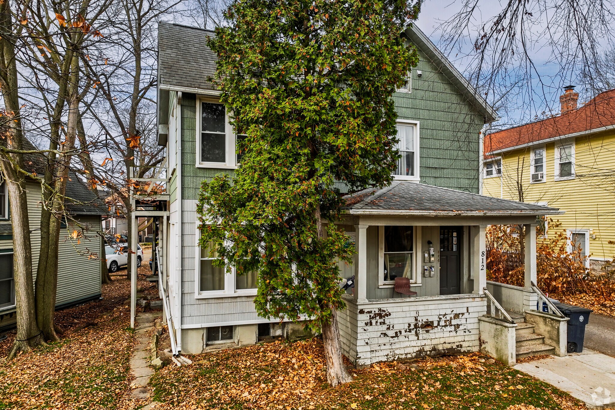 Building Photo - 812 Mary St