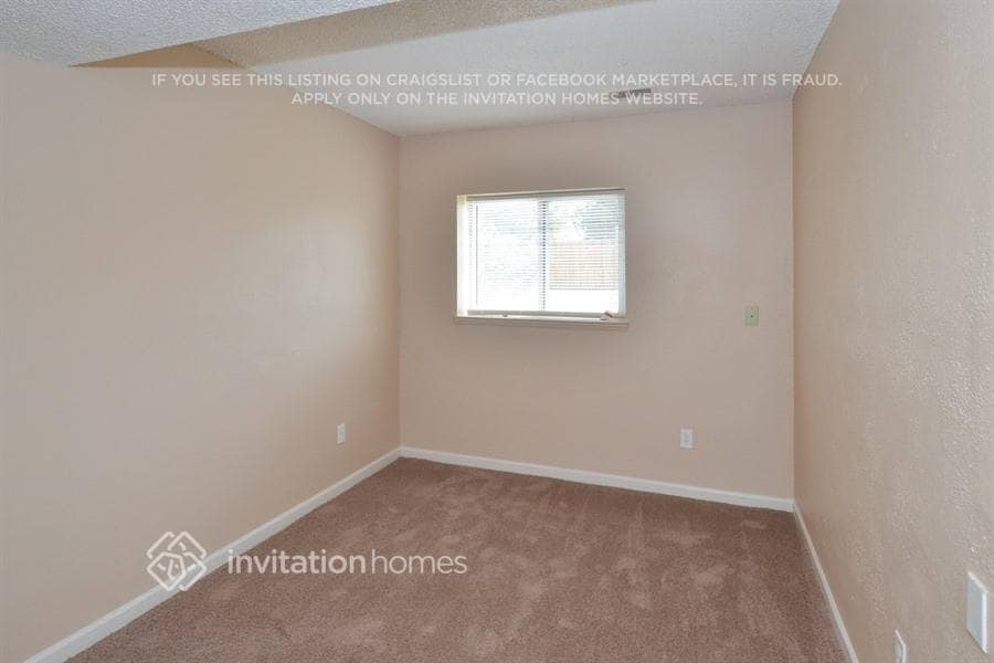 Building Photo - 5174 Sable St