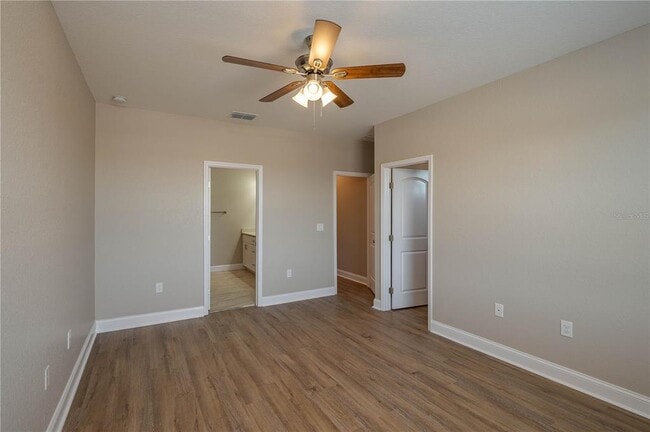 Building Photo - 1186 Oak Hammock