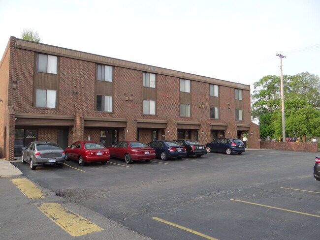 Building Photo - 721 N Capitol Ave