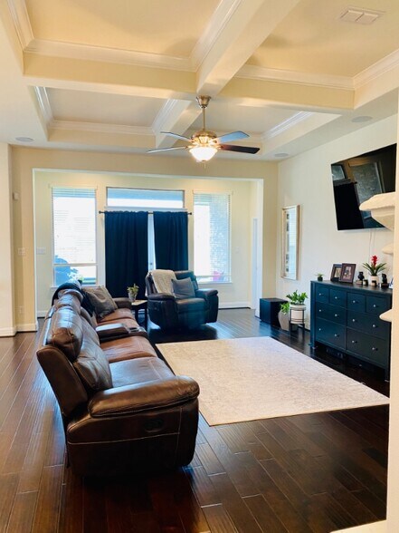 Building Photo - 5714 Remington Briar Ct