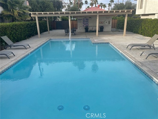 Building Photo - 74606 Driftwood Dr