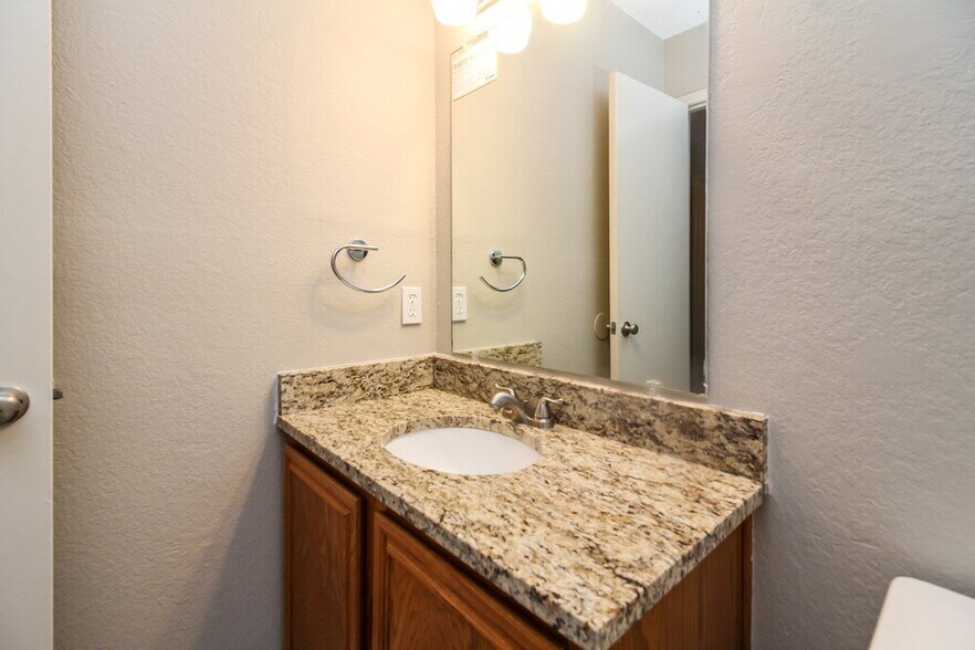 Building Photo - 4326 Walsh Ln