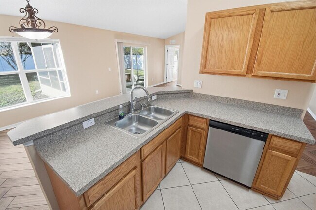 Building Photo - Beautiful 3 Bedroom Home for Rent in Palm Coast!