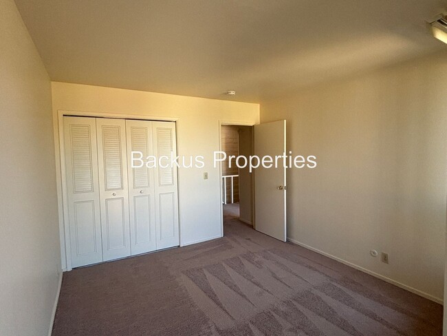 Building Photo - Two bedroom condo in private area in Monterey