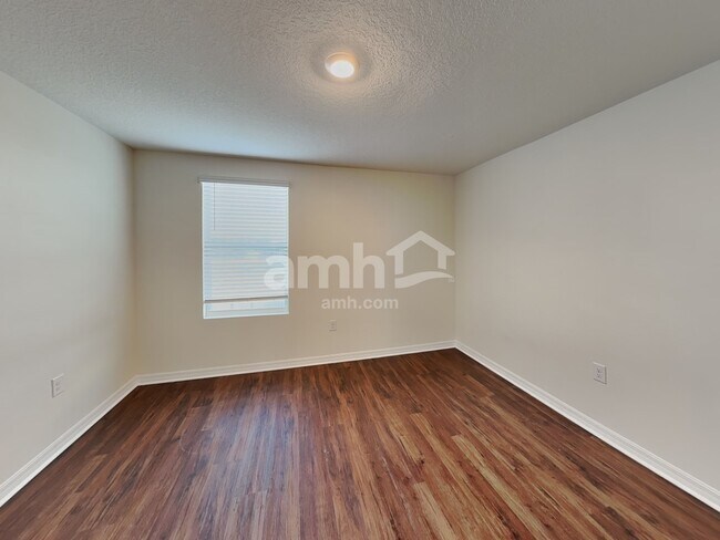 Building Photo - 12241 High Rock Way