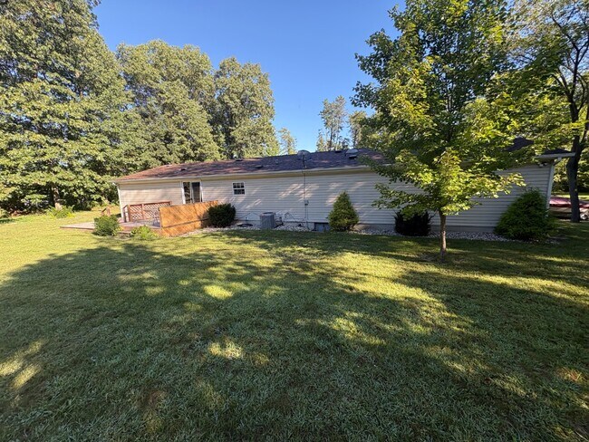 Building Photo - 10974 Co Rd 4