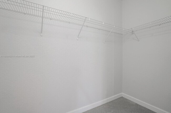 Building Photo - 1013 Shoma Dr