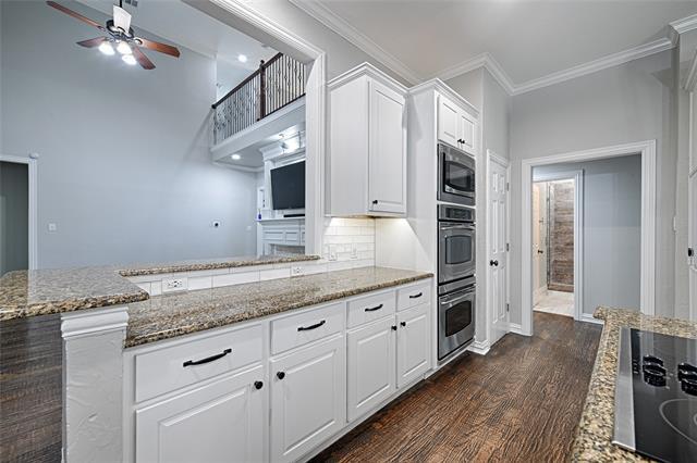 Building Photo - 3600 Crownhill Dr