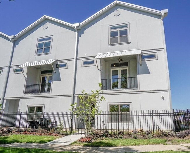 Building Photo - 3351 Kilgore St