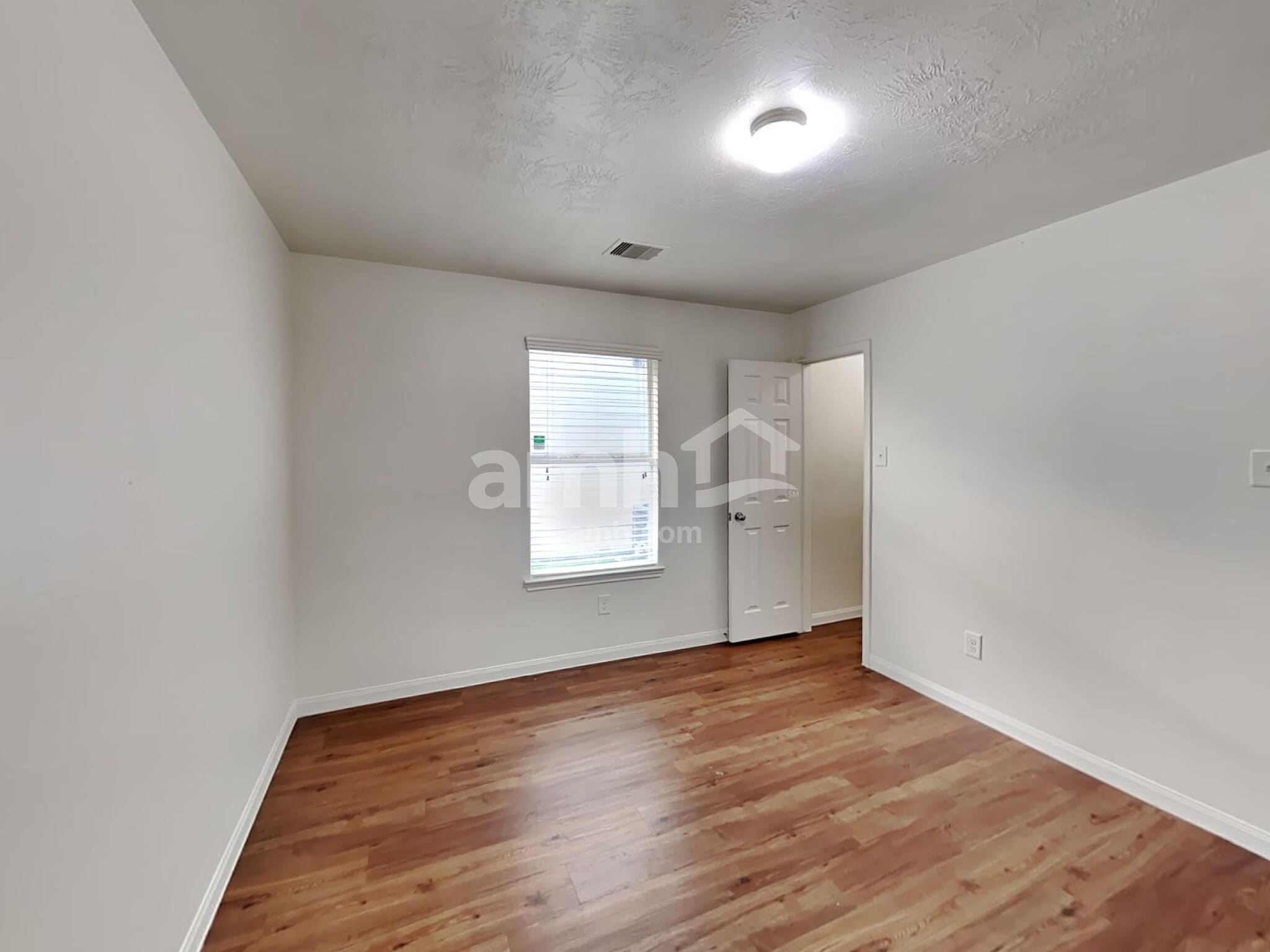 Building Photo - 15726 Regal Trace Ln