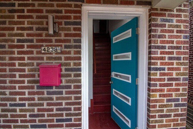 Primary Photo - 4238 S 38th St
