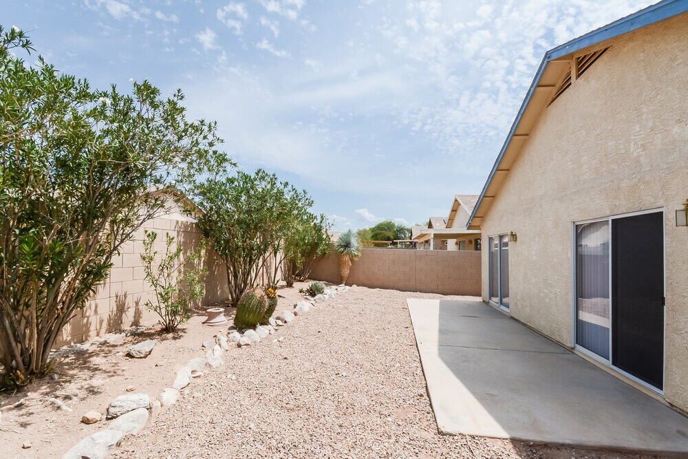 Building Photo - 10179 E Paseo Juan Tabo