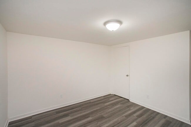 Building Photo - 108 Panamint Dr