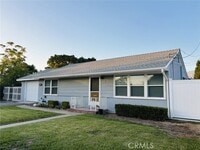 Building Photo - 8843 E Greenwood Ave