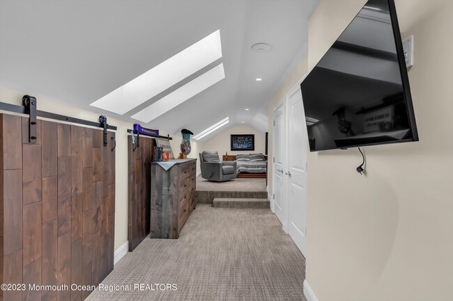 Building Photo - 502 Brighton Ave