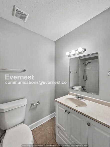 Building Photo - 848 Rasco Rd W