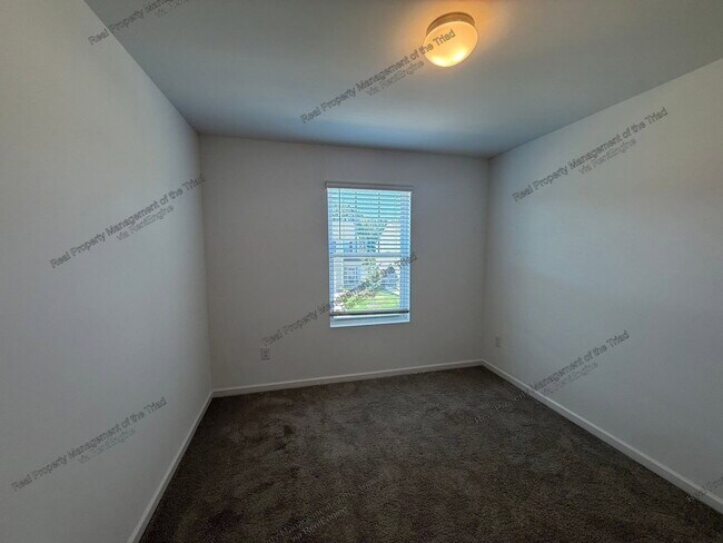 Building Photo - 5116 Reedy Creek Farm Cir