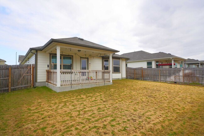 Building Photo - Beautiful like-new home now available in W...