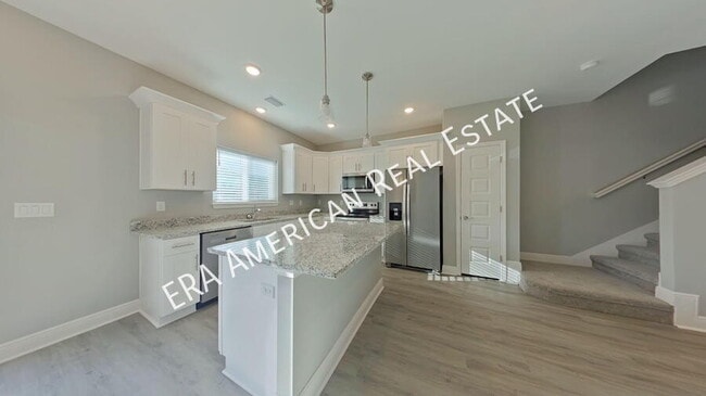 Building Photo - 820 Kenneth Dr