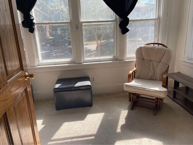 Building Photo - 224 State St