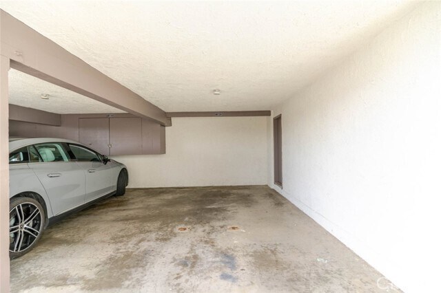 Building Photo - 11813 Ellice St