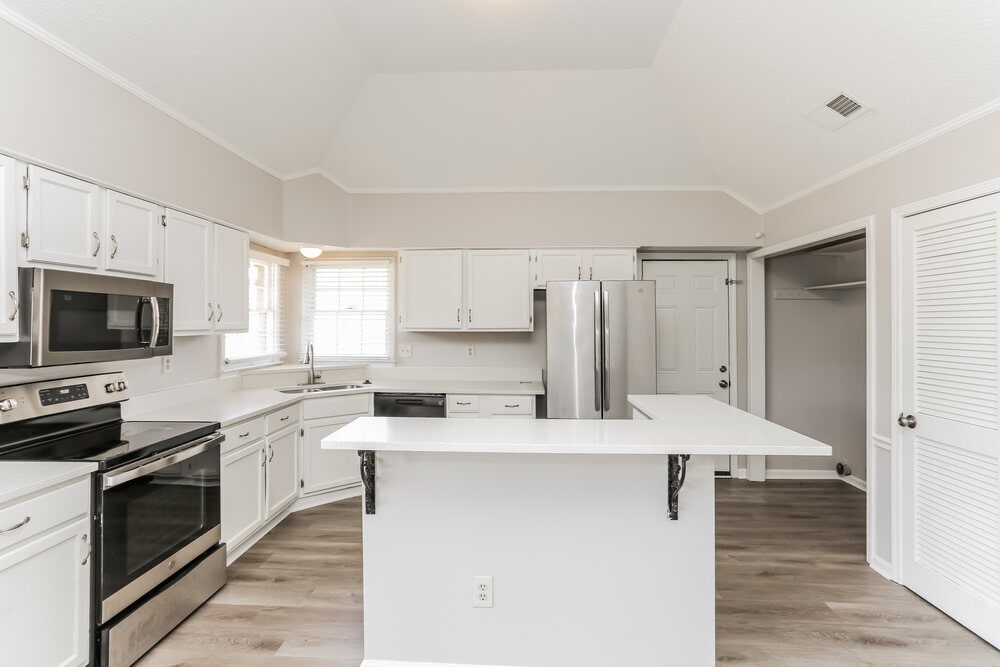 Building Photo - 2861 McVay Trail Dr