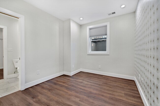 Building Photo - 1419 Upshur St NW