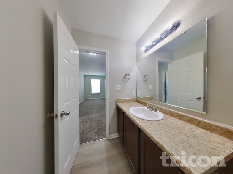 Building Photo - 7507 Brattle Dr