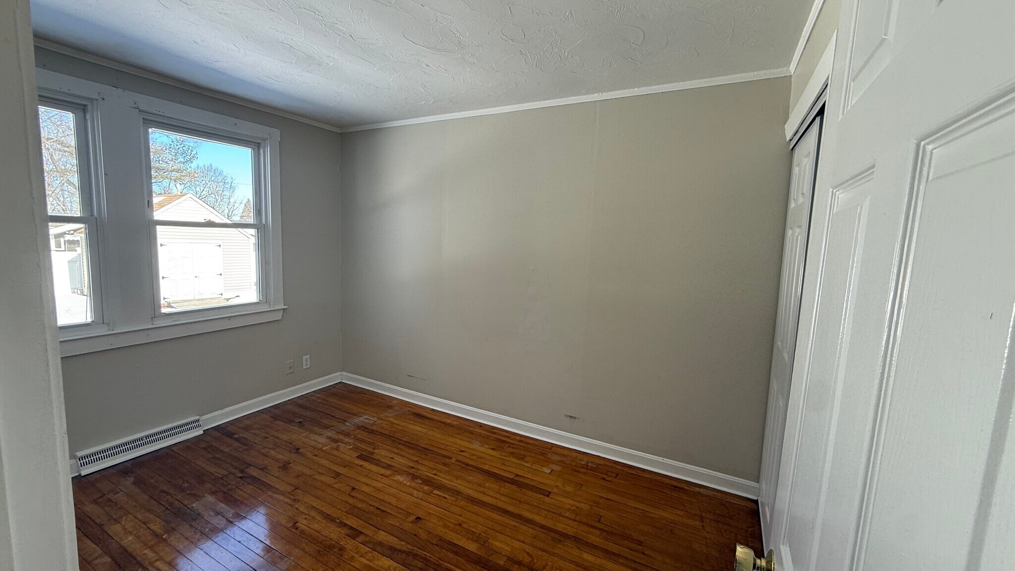 Building Photo - 78 Willard St