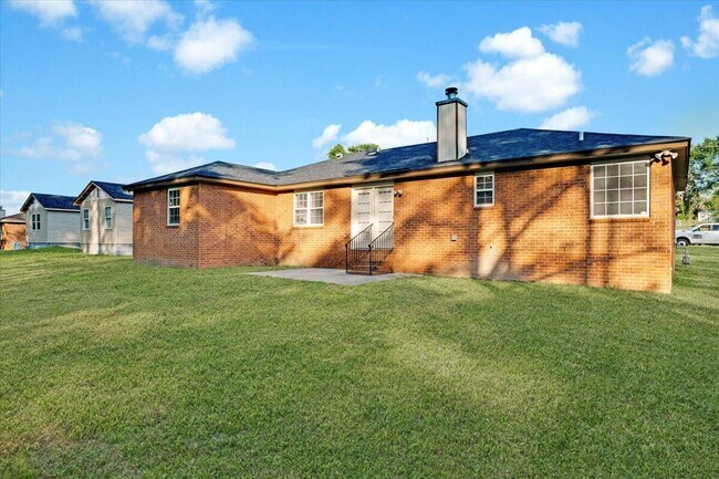 Building Photo - 4141 Foreman Way