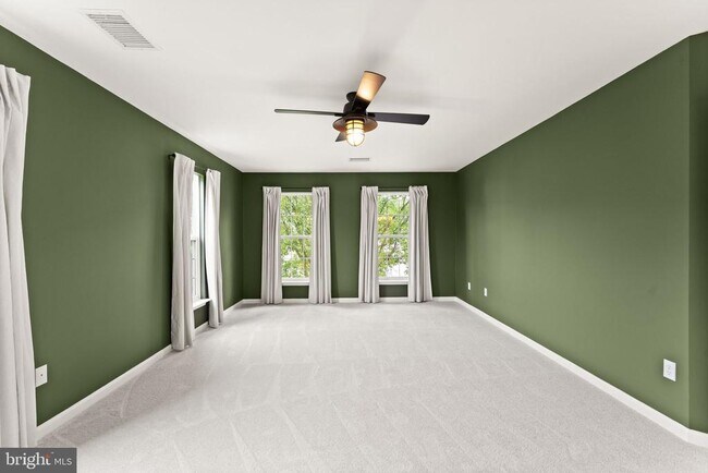 Building Photo - 43205 Cardston Pl