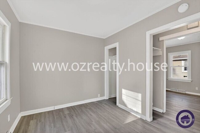 Building Photo - 4336 Garden Park Dr