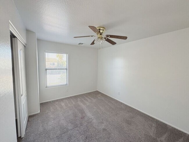 Building Photo - 4 BED, 2.5 BATH HOME IN CIRCLE CROSS RANCH SAN TAN VALLEY, AZ