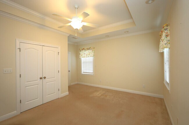 Building Photo - 3337 Noble Wy