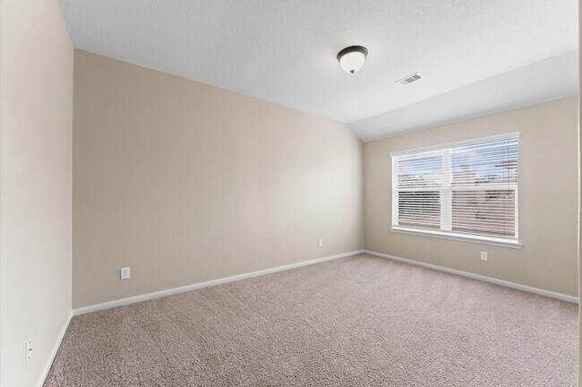 Building Photo - 406 Oak Stream Dr