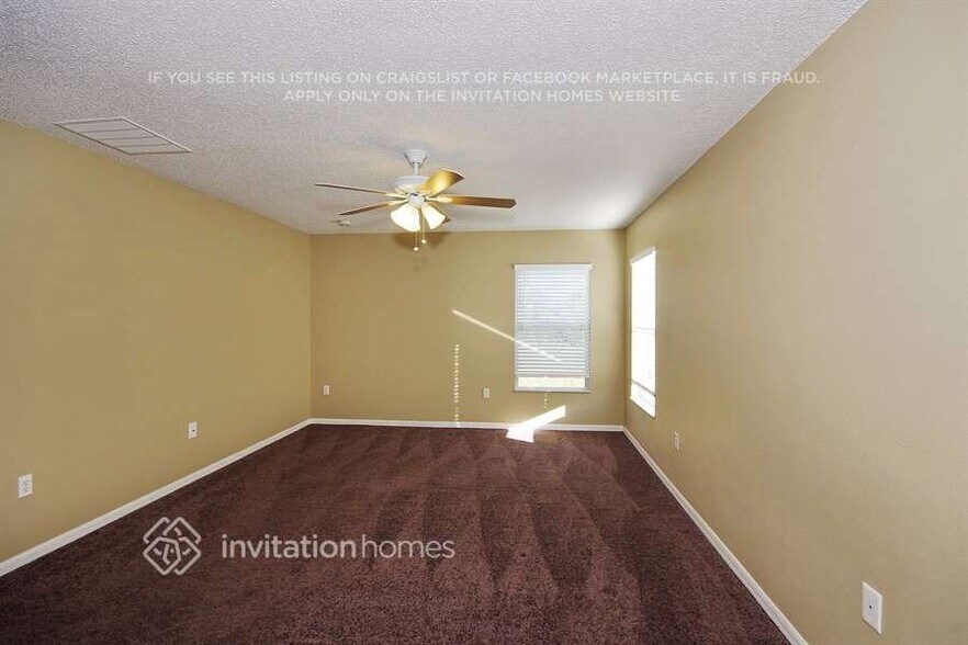 Building Photo - 307 Shad Way